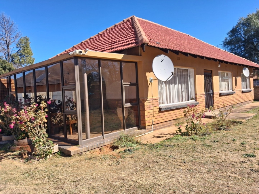 3 Bedroom Property for Sale in Stilfontein Ext 4 North West